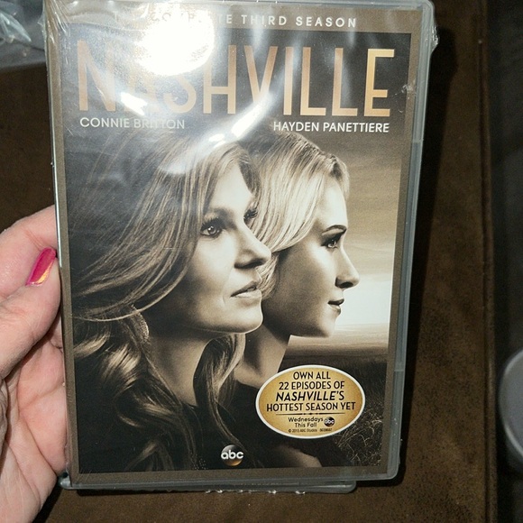 Season Three of Nashville - Picture 1 of 2